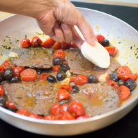 preparazione braciole alla pizzaiola